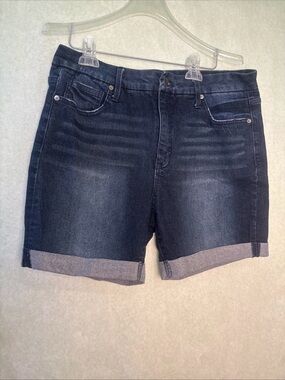 Classic Dark Wash Denim Roll-Cuff Women’s Shorts